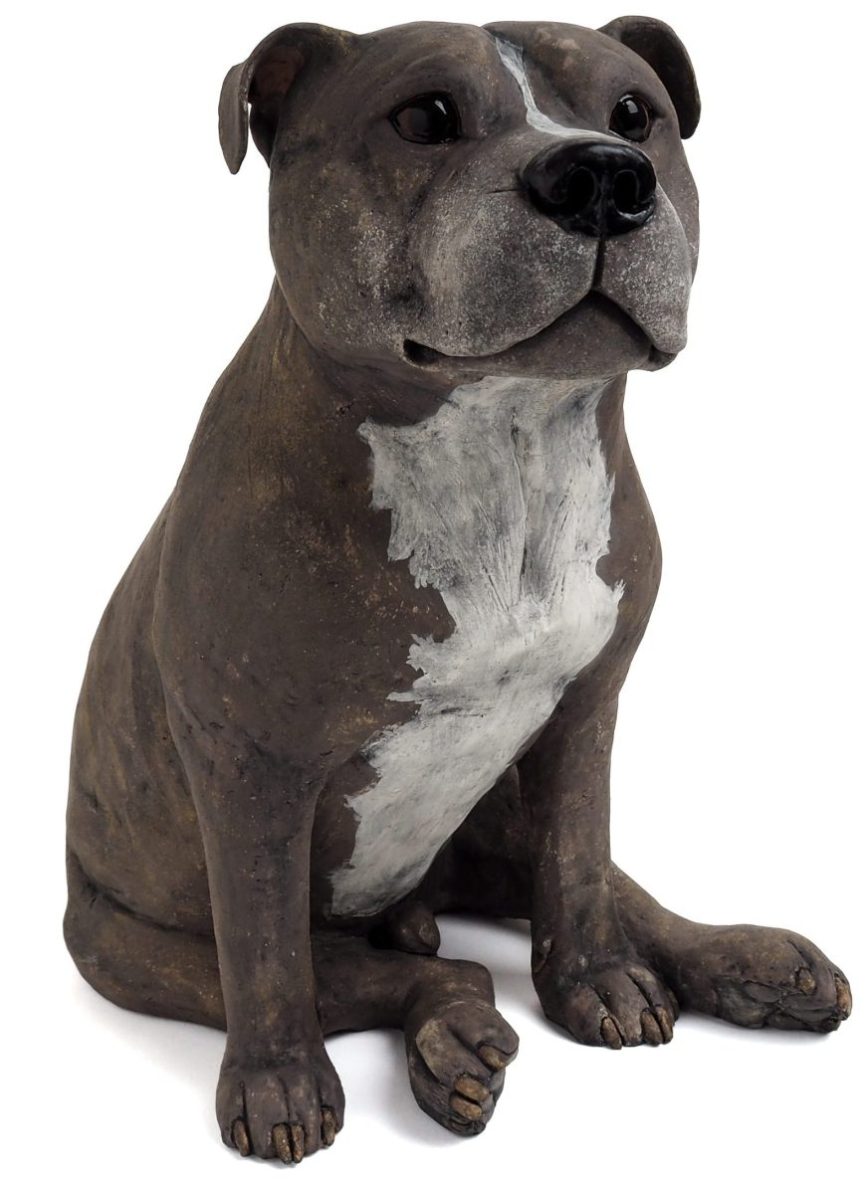 Asbeeld hond stafford terrier keramiek