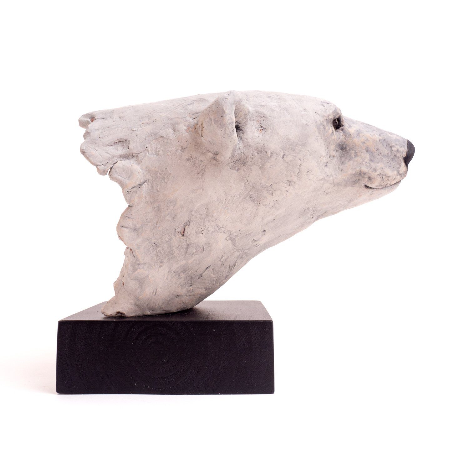 ijsbeer-keramiek-dierenbeeld-portfolio-bijschrift